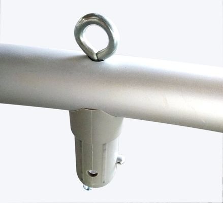 Muestras colgantes de la ejecución de la tela de la tensión del hardware de la muestra del techo de la forma del triángulo